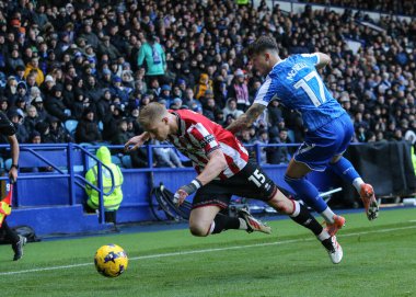 Sheffield United takımından Ben Mee, Sheffield Çarşamba günü Sheffield United 'ın 23 Kasım 2025' te Hillsborough, Sheffield, İngiltere 'de oynadığı maçta Sheffield Çarşamba günü Sheffield Championship maçında...