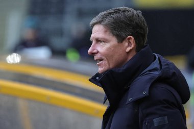 Kristal Saray 'ın yöneticisi 22 Kasım 2025' te İngiltere 'nin Molineux kentindeki Wolverhampton Crystal Palace' a karşı oynanan Premier Lig maçı sırasında geldi.