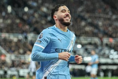 Manchester City 'den Rayan Cherki Premier League maçı sırasında Newcastle United, Manchester City' ye karşı St. James 's Park, Newcastle, 21 Kasım 2025