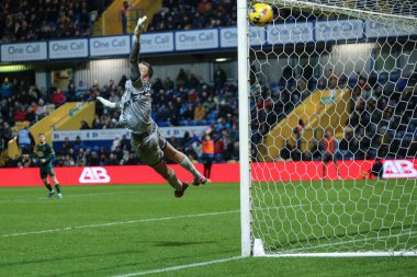 Mansfield Town kalecisi Liam Roberts, 22 Kasım 2025 'te Mansfield Town, Mansfield Stadyumu' nda Huddersfield Town 'a karşı oynanan Sky Bet 1 karşılaşmasında görev başında.