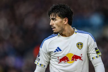 Leeds United takımından Pascal Struijk, Leeds United ile Aston Villa maçında 23 Kasım 2025 'te Elland Road, Leeds' te karşılaştı.