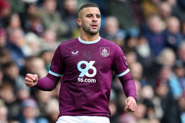Burnley 'den Kyle Walker Premier Lig maçı sırasında Burnley Chelsea' ye karşı Turf Moor, Burnley, Birleşik Krallık 'ta 22 Kasım 2025