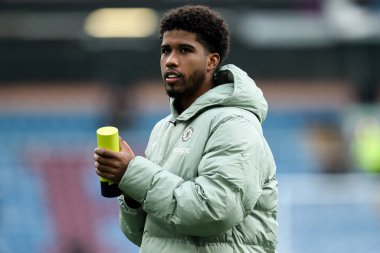 Chelsea 'den Andrey Santos, 22 Kasım 2025' te İngiltere 'nin Burnley kentindeki Turf Moor' da oynanan Premier League karşılaşmasında kazandığı 0-2 'lik galibiyeti kutladı.