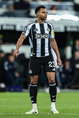 Newcastle 'dan Jacob Murphy Premier Lig maçı sırasında Newcastle United, Manchester City' ye karşı St. James 's Park, Newcastle, 21 Kasım 2025