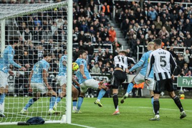 Newcastle Untie 'den Harvey Barnes Premier League maçı Newcastle United ile Manchester City maçında 21 Kasım 2025' te St. James 's Park, Newcastle' da 2-1 berabere kaldı.