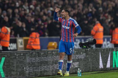 Crystal Palace 'dan Maxence Lacroix, 22 Kasım 2025 tarihinde İngiltere' nin Wolverhampton kentinde oynanan Premier League maçında Wolverhampton Wanderers - Crystal Palace maçında 2-0 'lık galibiyeti kutluyor.