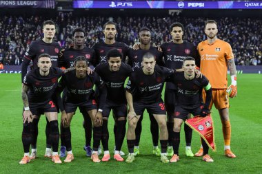 Bayer 04 Leverkusen takım fotoğrafı UEFA Şampiyonlar Ligi maçının 5 'inci gününde Manchester City - Bayer 04 Leverkusen Manchester Stadyumu, Birleşik Krallık, 25 Kasım 2025