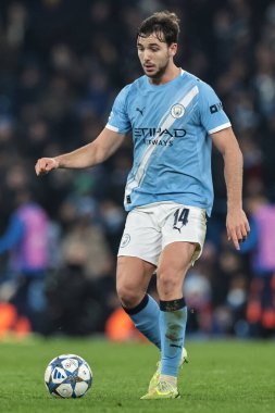 Manchester City 'den Nico Gonzalez topu UEFA Şampiyonlar Ligi Maçı' nda 5-5 Manchester City - Bayer 04 Leverkusen maçında Manchester Stadyumu, Manchester, İngiltere, 25 Kasım 2025