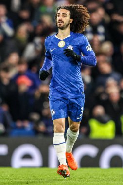 Chelsea 'li Marc Cucurella, UEFA Şampiyonlar Ligi Maçı sırasında Stamford Bridge, Londra, 25 Kasım 2025' te Chelsea - Barcelona maçında