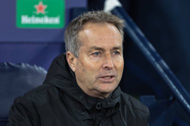 Kasper Hjulmand teknik direktörü Bayer 04 Leverkusen UEFA Şampiyonlar Ligi Maçı 5 / 8 Manchester City - Bayer 04 Leverkusen maçında Manchester Stadyumu, Manchester, İngiltere, 25 Kasım 2025