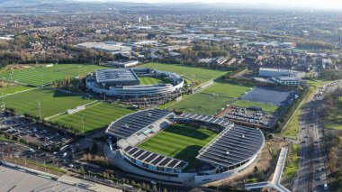 Etihad Kampüsü ve Joie Stadyumu, Manchester Citys antrenman tesisi Manchester City 'nin 25 Kasım 2025' te Manchester City, Manchester Stadyumu 'nda Bayer 04 Leverkusen' e karşı oynadığı UEFA Şampiyonlar Ligi 5.
