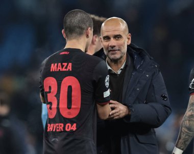 Manchester City 'nin Pep Guardiola teknik direktörü Bayer 04 Leverkusen' den İbrahim Maza 'ya, Manchester City, Manchester City, İngiltere' deki Bayer 04 Leverkusen maçında oynanan UEFA Şampiyonlar Ligi maçında son düdük çaldıktan sonra konuştu.