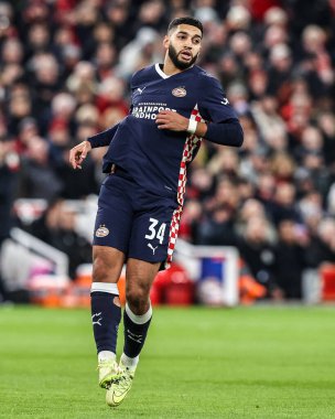 PSV Eindhoven takımından Ismael Saibari, UEFA Şampiyonlar Ligi Maçı 'nda 8 maçın 5' i PSV Eindhoven 'a karşı Anfield, Liverpool, Birleşik Krallık, 26 Kasım 2025