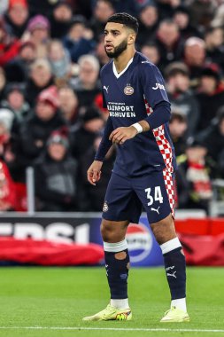 PSV Eindhoven takımından Ismael Saibari, UEFA Şampiyonlar Ligi Maçı 'nda 8 maçın 5' i PSV Eindhoven 'a karşı Anfield, Liverpool, Birleşik Krallık, 26 Kasım 2025