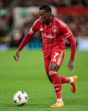 Nottingham Ormanı 'ndan Callum Hudson-Odoi 27 Kasım 2025' te Nottingham City Ground, İngiltere 'de 8 Nottingham Ormanı' nın 5 'inci maçında Malmö FF' ye karşı savaşıyor. 