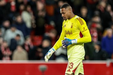 Nottingham Ormanı 'ndan John Victor UEFA Avrupa Ligi Maçı sırasında 8 Nottingham Ormanı' nın 5 'inci gününde Malmö FF' ye karşı City Ground, Nottingham, Birleşik Krallık, 27 Kasım 2025 