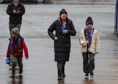 Taraftarlar, 29 Kasım 2025 'te İngiltere' nin başkenti Sheffield 'da oynanan ve Çarşamba günü Preston North End' e karşı oynanan Sky Bet Şampiyonası karşılaşması öncesinde geldiler. 