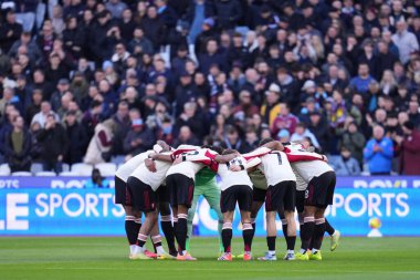 Premier Lig maçı sırasında Liverpool oyuncuları 30 Kasım 2025 'te Londra' daki Liverpool Stadyumu 'nda West Ham United' a karşı oynadılar. 