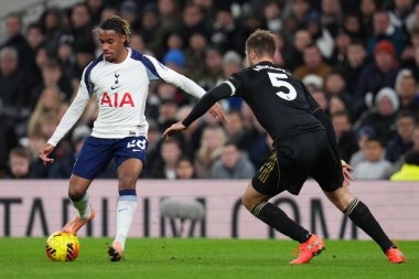 Tottenham Hotspur takımından Wilson Odobert Premier League maçında Tottenham Hotspur 'a karşı Tottenham Hotspur Stadyumu, Londra, Birleşik Krallık, 29 Kasım 2025 
