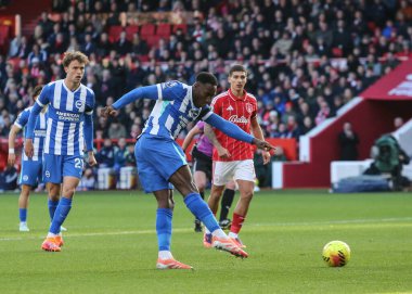 Brighton & Hove Albion takımından Danny Welbeck, İngiltere 'nin Nottingham Forest-Brighton ve Hove Albion maçlarında 30 Kasım 2025' de gol attı. 