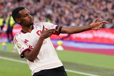 Liverpool 'dan Alexander Isak, 30 Kasım 2025' te Londra 'daki Londra Stadyumu' nda oynanan Premier League maçı sırasında Liverpool 'a karşı West Ham United maçını kutluyor. 