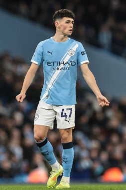 Manchester City ile Leeds United arasındaki Premier League maçı sırasında Manchester City 'den Phil Foden, Etihad Stadyumu' nda, 29 Kasım 2025 
