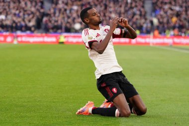 Liverpool 'dan Alexander Isak, 30 Kasım 2025' te Londra 'daki Londra Stadyumu' nda oynanan Premier League karşılaşmasında golü kutluyor. 