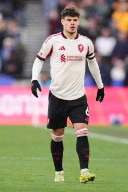 Liverpool 'dan Milos Kerkez, 30 Kasım 2025' te Londra Stadyumu 'nda oynanan Premier League maçı sırasında West Ham United Liverpool' a karşı. 