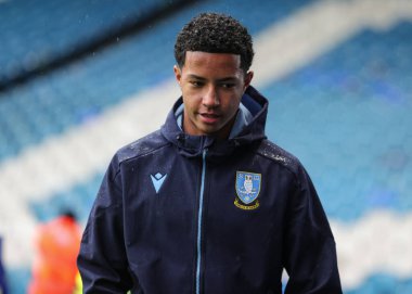 Sheffield 'den Yisa Alao, 29 Kasım 2025' te İngiltere 'nin Hillsborough kentinde Çarşamba günü Sheffield Çarşamba günü Preston North End' e karşı oynanan Gökyüzü İddia Şampiyonası karşılaşması öncesinde geldi. 