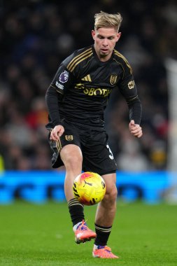 Fulham 'dan Emile Smith Rowe Premier Lig maçında Tottenham Hotspur Fulham' a karşı Tottenham Hotspur Stadyumu, Londra, 29 Kasım 2025 