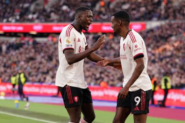 Liverpool 'dan Alexander Isak ve Liverpool' dan İbrahima Konat, 30 Kasım 2025 'te Londra Stadyumu' nda oynanan Premier League karşılaşmasında West Ham United - Liverpool maçında 0-1 öne geçtiler. 