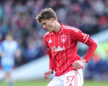 Nottingham Ormanı 'ndan Nicolo Savona Premier League maçı sırasında Nottingham Forest, Brighton ve Hove Albion' a karşı City Ground, Nottingham, İngiltere 'de, 30 Kasım 2025 