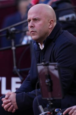 Liverpool Premier Lig maçında Liverpool 'un Arne Slot teknik direktörü West Ham United Liverpool' a karşı Londra Stadyumu, Londra, İngiltere, 30 Kasım 2025 