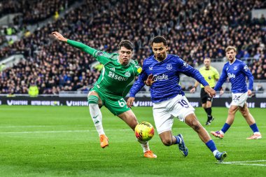 Newcastle United 'dan Lewis Miley ve Everton Ligi' nden Iliman Ndiaye Premier Lig maçında Everton, Newcastle United 'a karşı Liverpool, Birleşik Krallık' ta 29 Kasım 2025 'de oynadılar. 