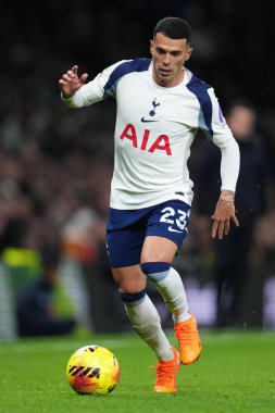 Tottenham Hotspur 'dan Pedro Porro Premier Lig maçında Tottenham Hotspur' a karşı Fulham, Tottenham Hotspur Stadyumu, Londra, Birleşik Krallık, 29 Kasım 2025 