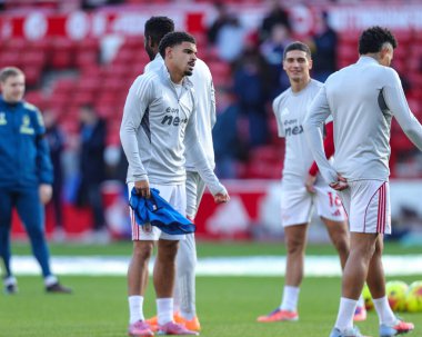 Nottingham Ormanı 'ndan Morgan Gibbs-White Premier League maçı sırasında Nottingham Forest, Brighton ve Hove Albion' a karşı 30 Kasım 2025 'te Nottingham, İngiltere' de oynanan maç öncesi ısınma maçında... 