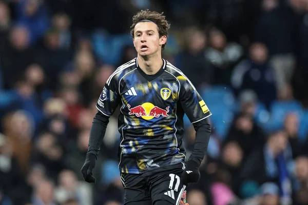Leeds United takımından Brenden Aaronson Premier Lig maçında Manchester City - Leeds United maçında Etihad Stadyumu, Manchester, İngiltere, 29 Kasım 2025 