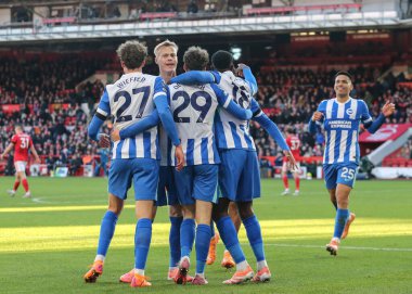 Brighton & Hove Albion takımından Maxim De Cuyper, 30 Kasım 2025 'te İngiltere' nin Nottingham kentinde oynanan Premier Lig maçı Nottingham Forest ve Hove Albion maçında 0-1 'lik galibiyet golünü kutluyor. 