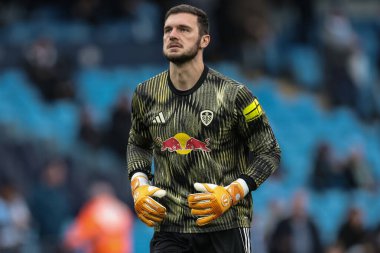Leeds United kalecisi Lucas Perri Premier Lig maçında Manchester City - Leeds United maçında 29 Kasım 2025 'te Etihad Stadyumu' nda maç öncesi ısınma turunda 