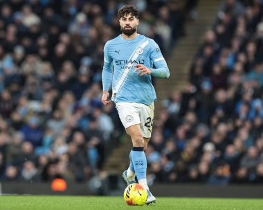 Manchester City 'den Josko Gvardiol, 29 Kasım 2025' te Etihad Stadyumu 'nda Manchester City ile Leeds United arasındaki Premier League maçında topu aldı.   
