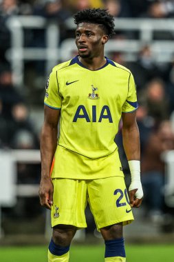 Tottenham Hotspur 'dan Muhammed Kudus Premier Lig maçı sırasında St.James' s Park, Newcastle, 2 Aralık 2025 'te Newcastle' da Tottenham Hotspur 'a karşı Newcastle United 