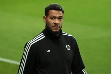 Newcastle United takımından Joelinton, Premier Lig karşılaşması sırasında St.James 's Park, Newcastle, 2 Aralık 2025' te Tottenham Hotspur 'a karşı geldi. 