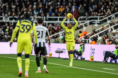 Destiny Udogie of Tottenham Hotspur takes a throw in during the Premier League match Newcastle United vs Tottenham Hotspur at St. James's Park, Newcastle, United Kingdom, 2nd December 2025 