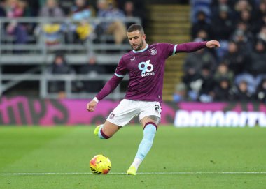 Kyle Walker of Burnley passes the ball during the Premier League match Burnley vs Crystal Palace at Turf Moor, Burnley, United Kingdom, 3rd December 2025 