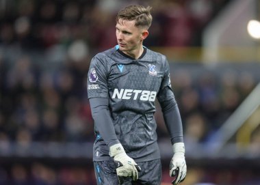 Crystal Palace goalkeeper Dean Henderson during the Premier League match Burnley vs Crystal Palace at Turf Moor, Burnley, United Kingdom, 3rd December 2025 