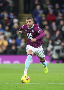 Kyle Walker of Burnley makes a run with the ball during the Premier League match Burnley vs Crystal Palace at Turf Moor, Burnley, United Kingdom, 3rd December 2025 