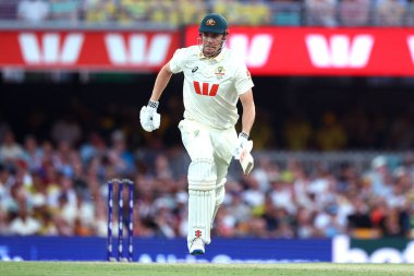 Avustralyalı Cameron Green, Avustralya 'nın Gabba, Brisbane Ground, Brisbane, Avustralya, 5 Aralık 2025' te İngiltere 'ye karşı 2. 