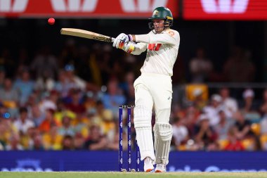 Avustralya 'dan Alex Carey, Avustralya' nın The Gabba, Brisbane Ground, Brisbane, Avustralya, 5 Aralık 2025 'te İngiltere' ye karşı 2. 