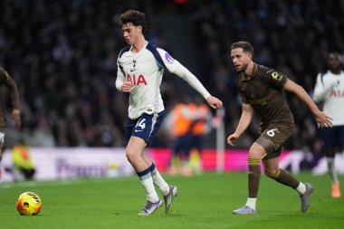 Premier League match Tottenham Hotspur vs Brentford at Tottenham Hotspur Stadium, London, United Kingdom, 6th December 2025 