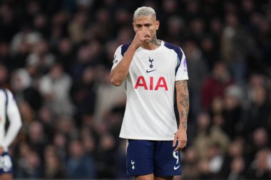 Tottenham Hotspur 'dan Richarlison Premier Lig maçında Tottenham Hotspur, Brentford' a karşı Tottenham Hotspur Stadyumu, Londra, 6 Aralık 202